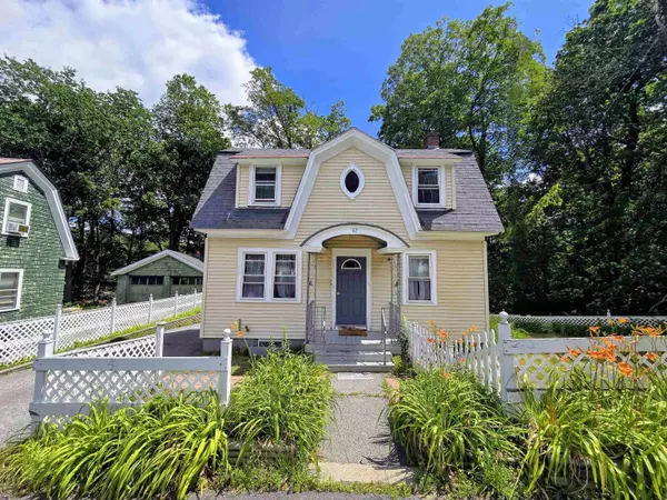 37 Coolidge RD, Springfield, VT 05156