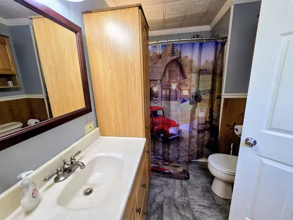 134 Fellows HL, Springfield, VT 05156