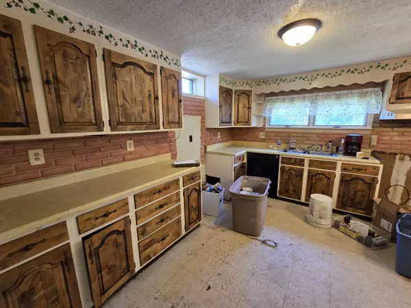 3394 VT 155 Route, Mount Holly, VT 05758