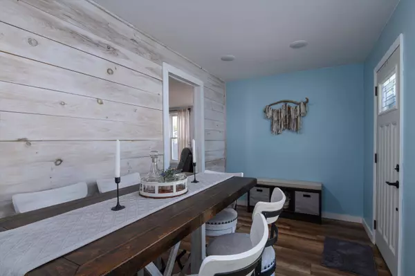 11 Newton ST, Proctor, VT 05765