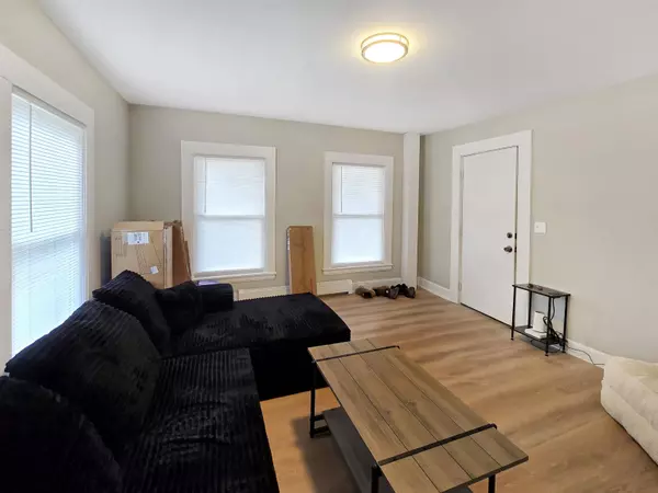 52 Chestnut AVE, Rutland City, VT 05701