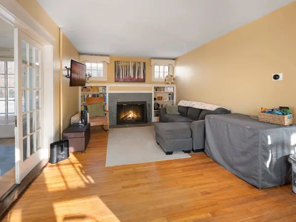 64 Bellevue AVE, Rutland City, VT 05701