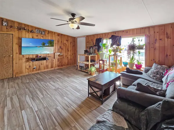11 Bowen LN, Benson, VT 05743
