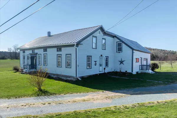 2091 North Lake RD, Benson, VT 05743