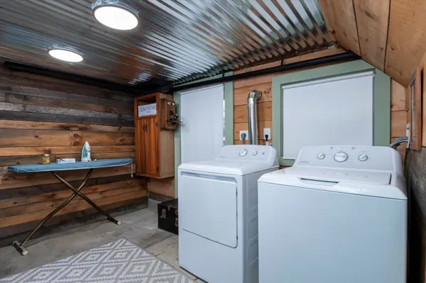 663 Depot ST, Chester, VT 05143