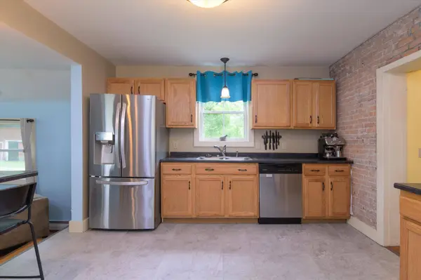 407 River ST, Fair Haven, VT 05743