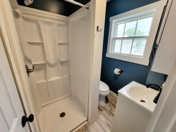 33 Summer ST, Rutland City, VT 05701