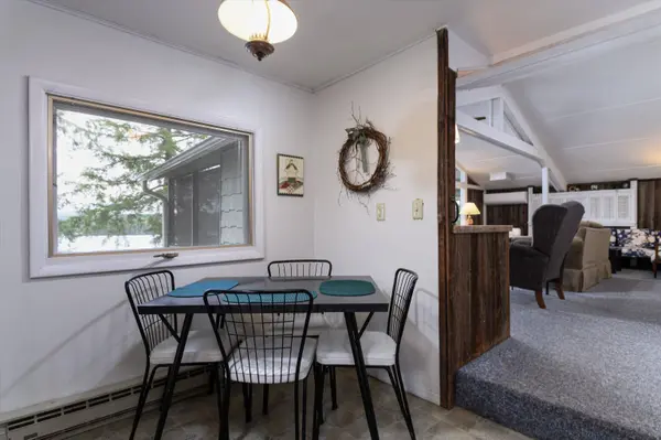 976 Avalon Beach RD, Castleton, VT 05735
