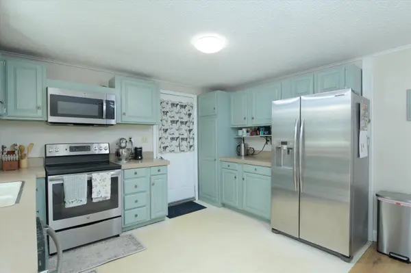 15 Stone Ridge DR, Rutland City, VT 05701