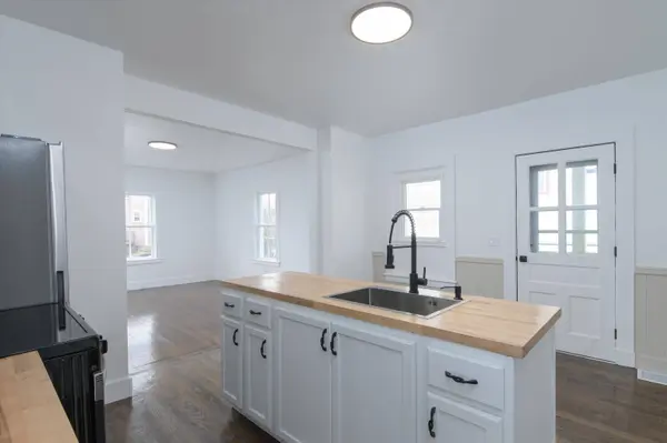 29 Hopkins ST, Rutland City, VT 05701