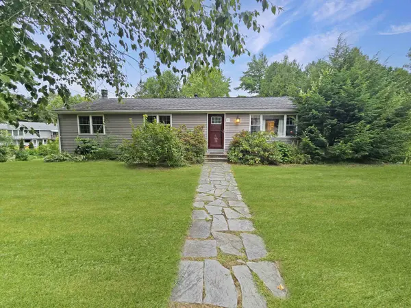 7 Laverne DR