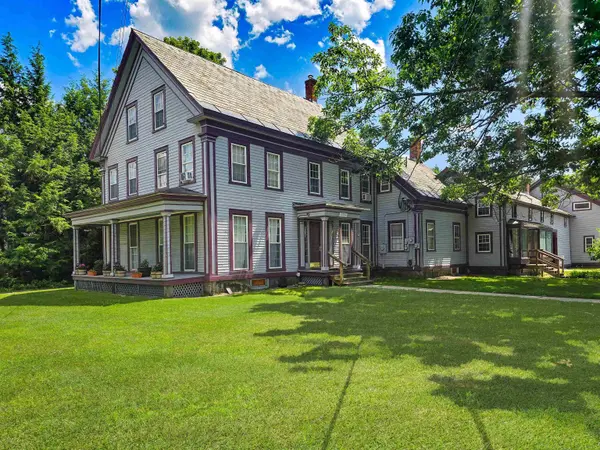 23 School ST, Chester, VT 05143
