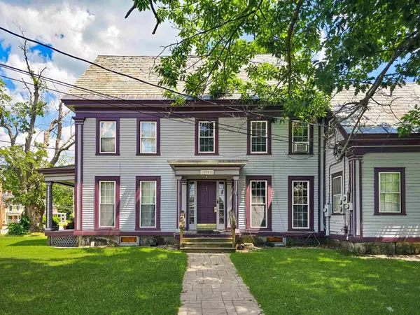 23 School ST, Chester, VT 05143