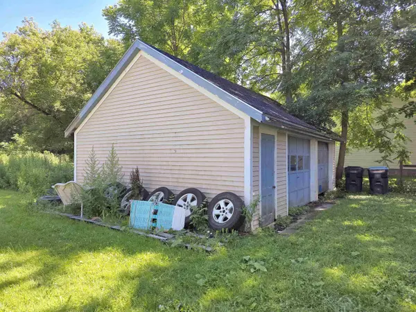 138 River ST, Wallingford, VT 05773