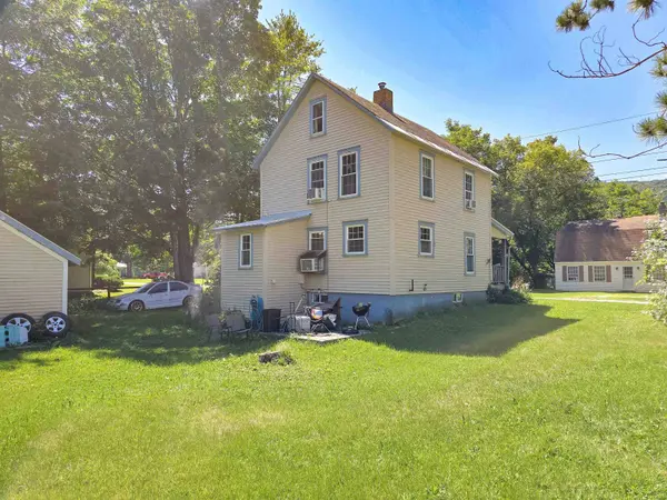 138 River ST, Wallingford, VT 05773