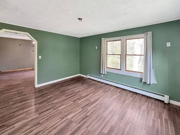 150 Sharon LN, Mount Holly, VT 05730