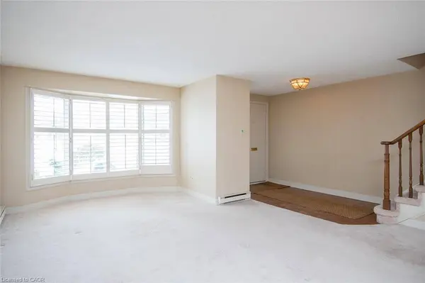 2054 Brant Street #6, Burlington, ON L7P 3A6