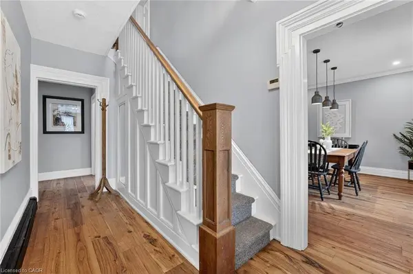 671 Harvest Road, Dundas, ON L9H 5K3