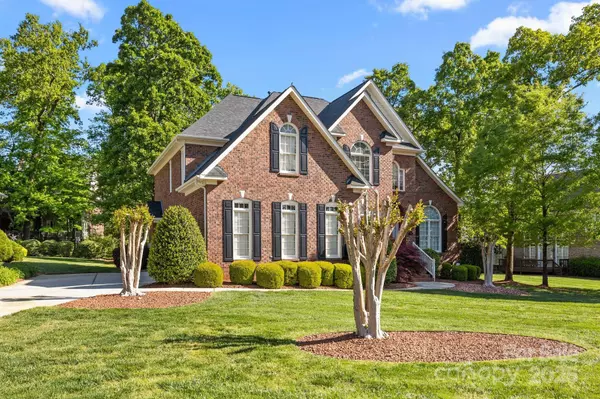 204 Limerick DR, Matthews, NC 28104