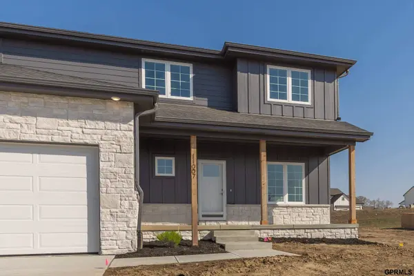 11007 S 218 Street, Gretna, NE 68028
