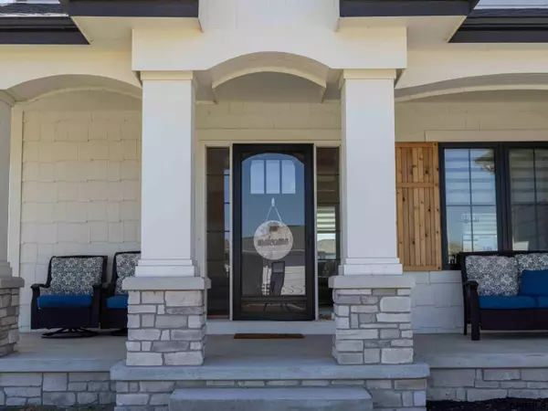 17001 Emma Street, Bennington, NE 68007