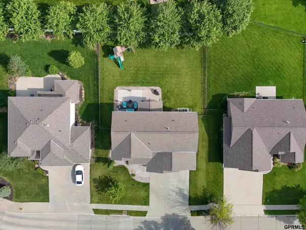 15218 Vane Street, Bennington, NE 68007