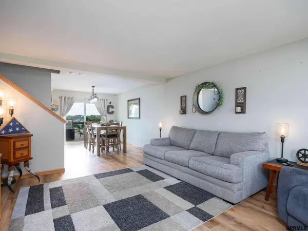 15413 Bondesson Street, Bennington, NE 68007