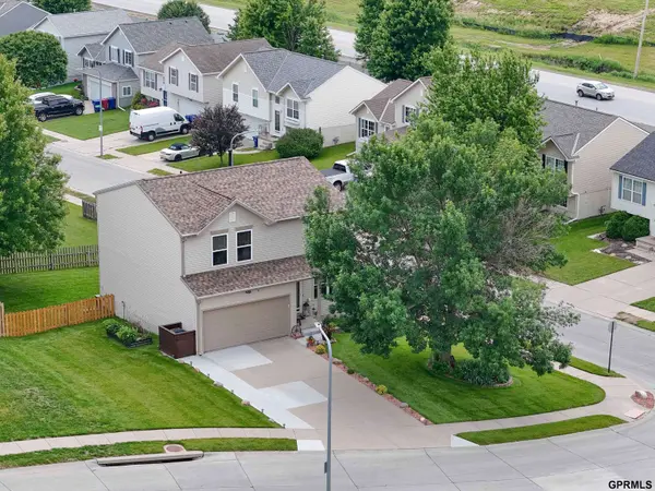 15413 Bondesson Street, Bennington, NE 68007
