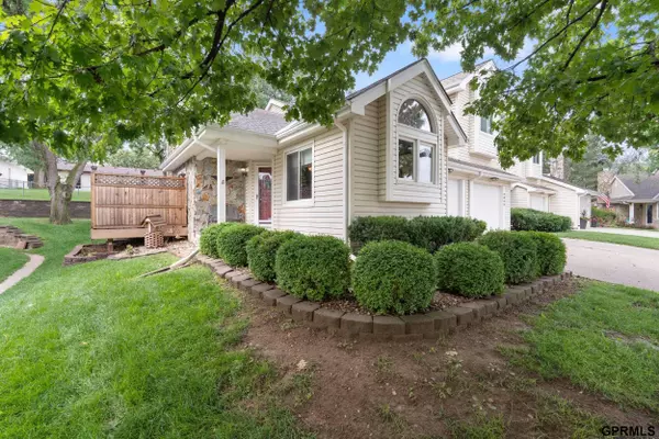 4843 S 122 Court, Omaha, NE 68137