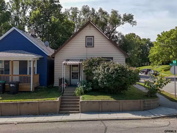 1719 Missouri Avenue, Omaha, NE 68107