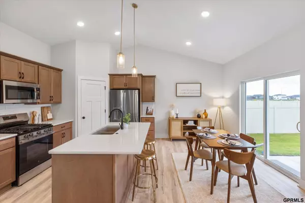 11655 S 125 Street, Papillion, NE 68046