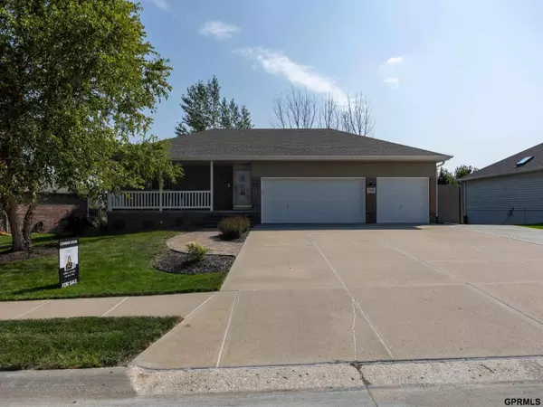10419 N 150 Street, Bennington, NE 68007