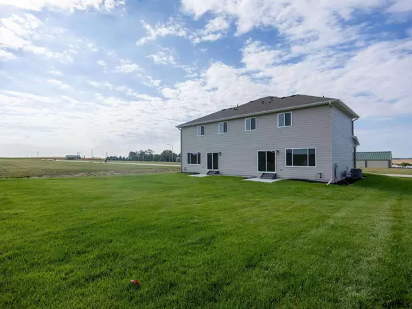 11717 S 125th Street, Papillion, NE 68046