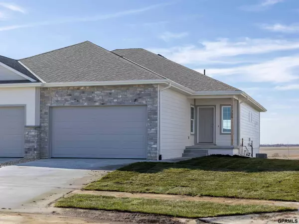 11706 S 125 Street, Papillion, NE 68046