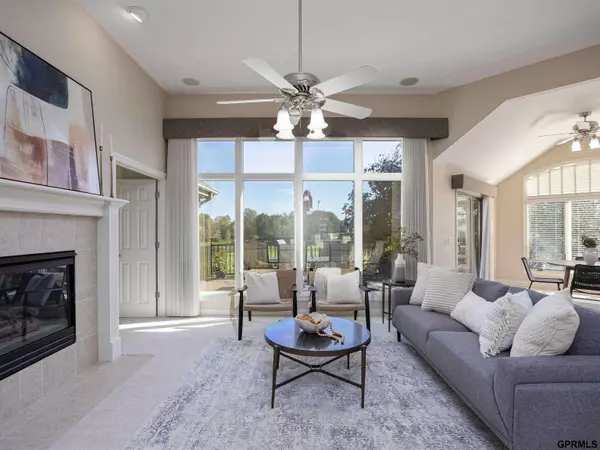 9805 S 176 Street, Omaha, NE 68136