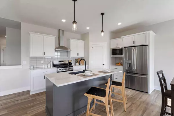 10901 N 161 Street, Bennington, NE 68007