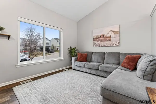 15409 Willit Street, Bennington, NE 68007