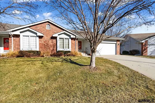 13302 Hilsborough Drive, Omaha, NE 68164