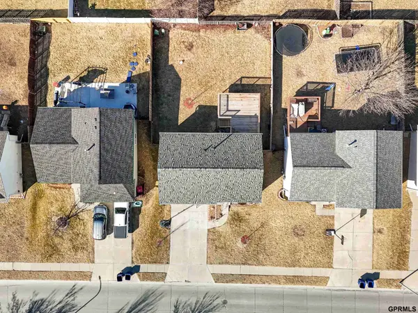 15404 Reynolds Street, Bennington, NE 68007