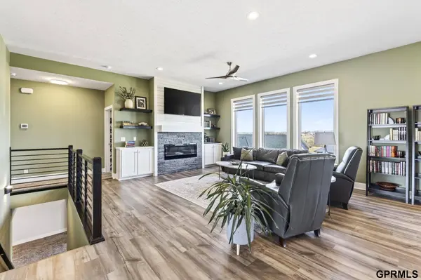 20704 Boulder Street, Gretna, NE 68028