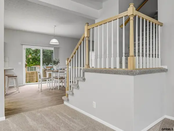 14933 Butler AVE, Omaha, NE 68116