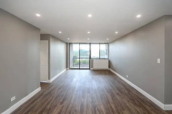 2 Bay Club DR #1Z3, Bayside, NY 11360