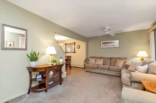 308 Hillcrest DR, Seaford, NY 11783