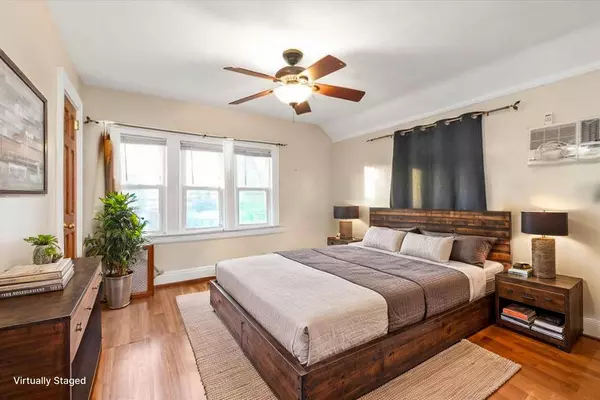 22228 Fairbury AVE, Queens Village, NY 11428