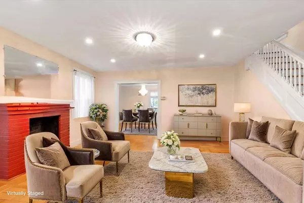 10022 Bellaire PL, Queens Village, NY 11429