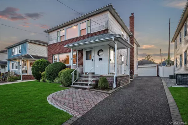 30 Gibson BLVD, Valley Stream, NY 11581