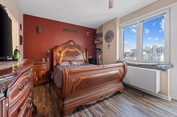 118-20 Ocean Promenade #6D, Rockaway Beach, NY 11694