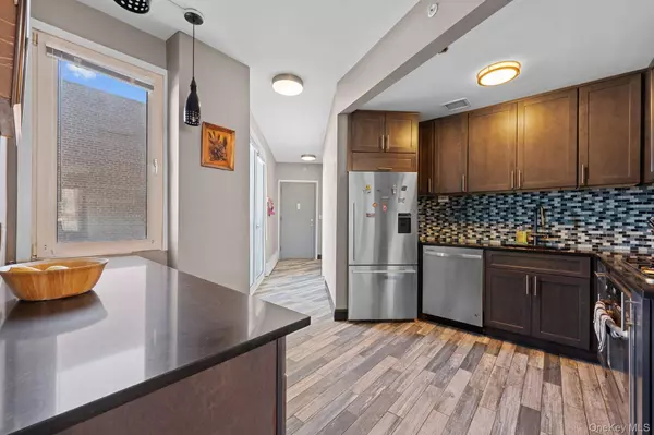 118-20 Ocean Promenade #6D, Rockaway Beach, NY 11694