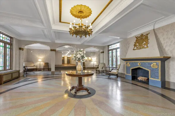 12 Hempstead AVE #1K, Rockville Centre, NY 11570