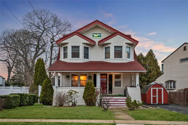 69 Forest AVE, Valley Stream, NY 11581